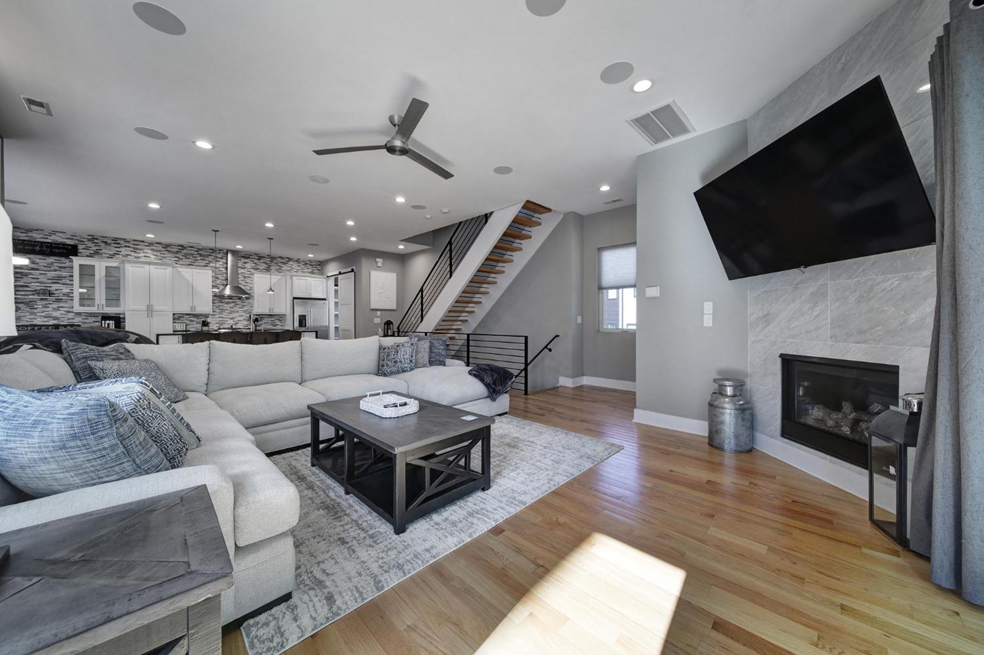 906 Westbrook B City Views Rooftop Hot Tub And Short Walk To Stadium Charlotte Buitenkant foto