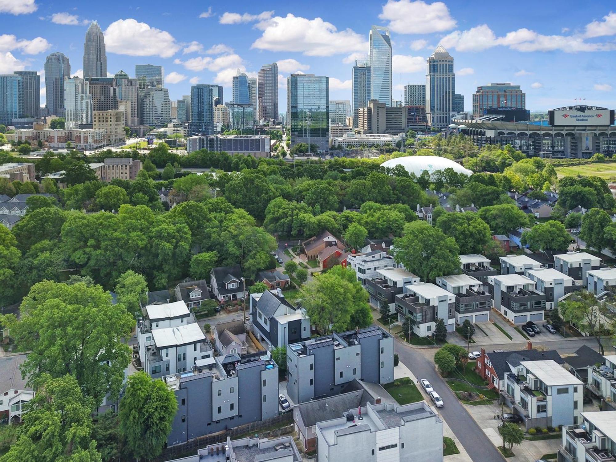 906 Westbrook B City Views Rooftop Hot Tub And Short Walk To Stadium Charlotte Buitenkant foto